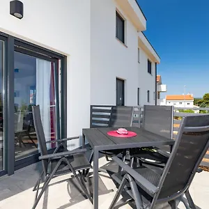 Bura Apartment